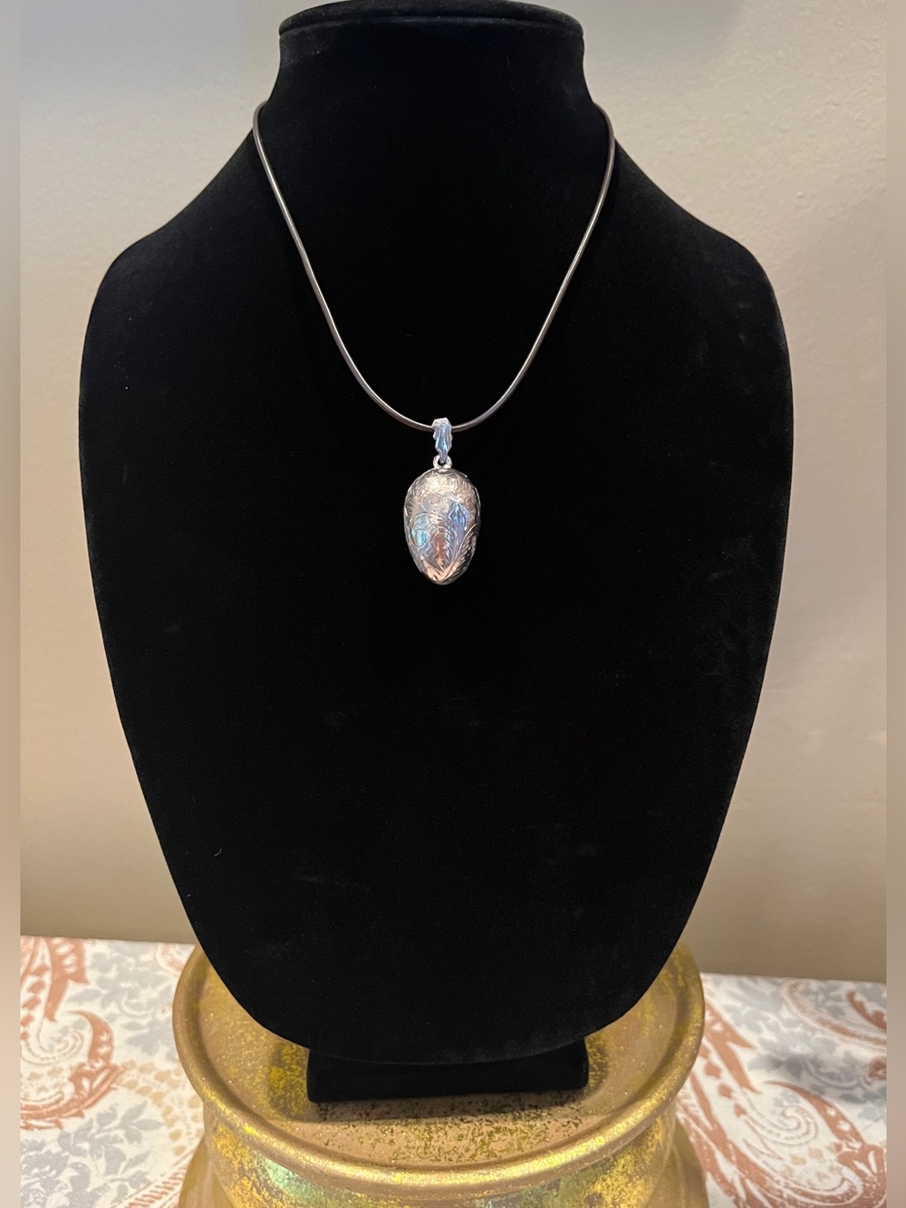 Vintage Sterling Silver 925 Hand Etched Egg Pendant